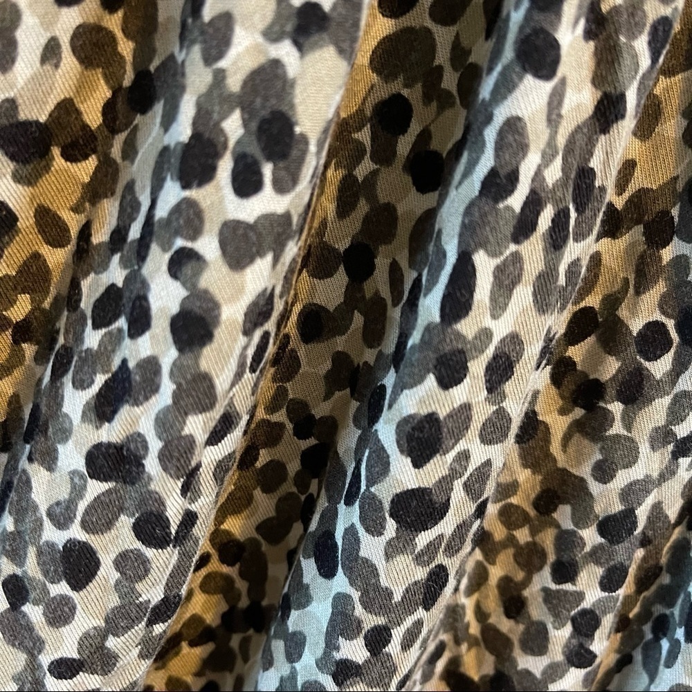 Michael Michael Kors animal print scoop neck top with shoulder zipper si… - Picture 7 of 10